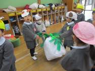 ���\�����