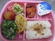 給食メニュー