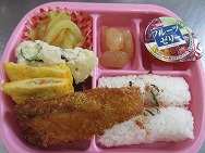 給食メニュー
