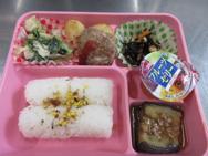 給食メニュー