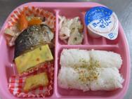 給食メニュー