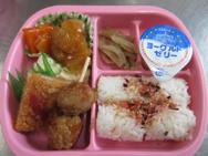 給食メニュー