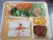 給食メニュー